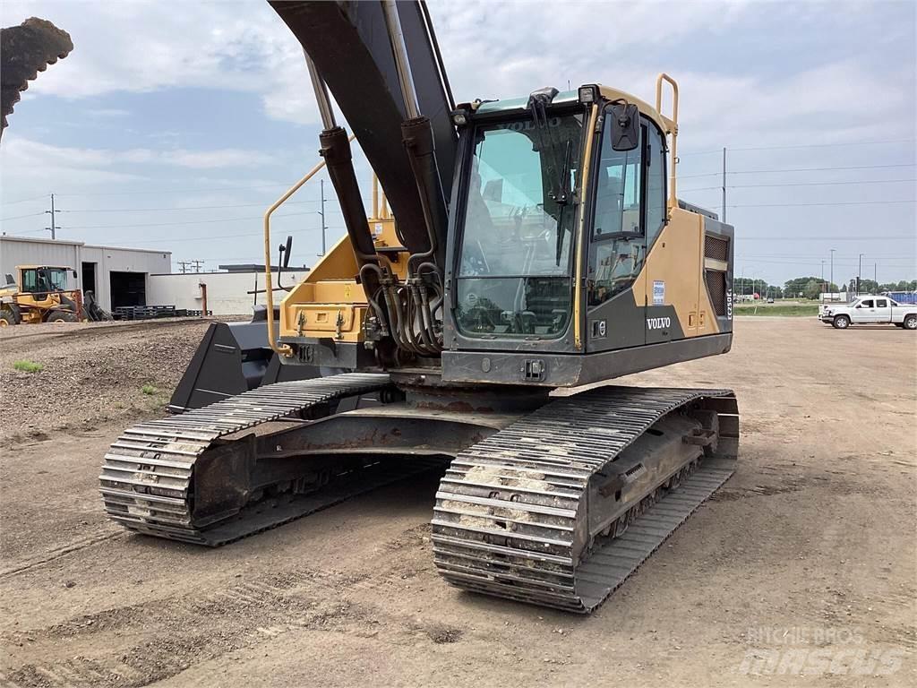 Volvo EC250EL Excavatoare pe șenile
