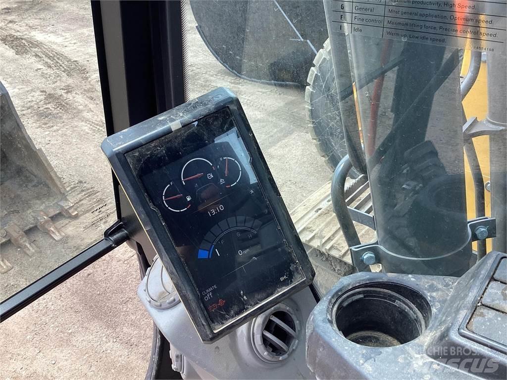 Volvo ECR145EL Excavatoare pe șenile

