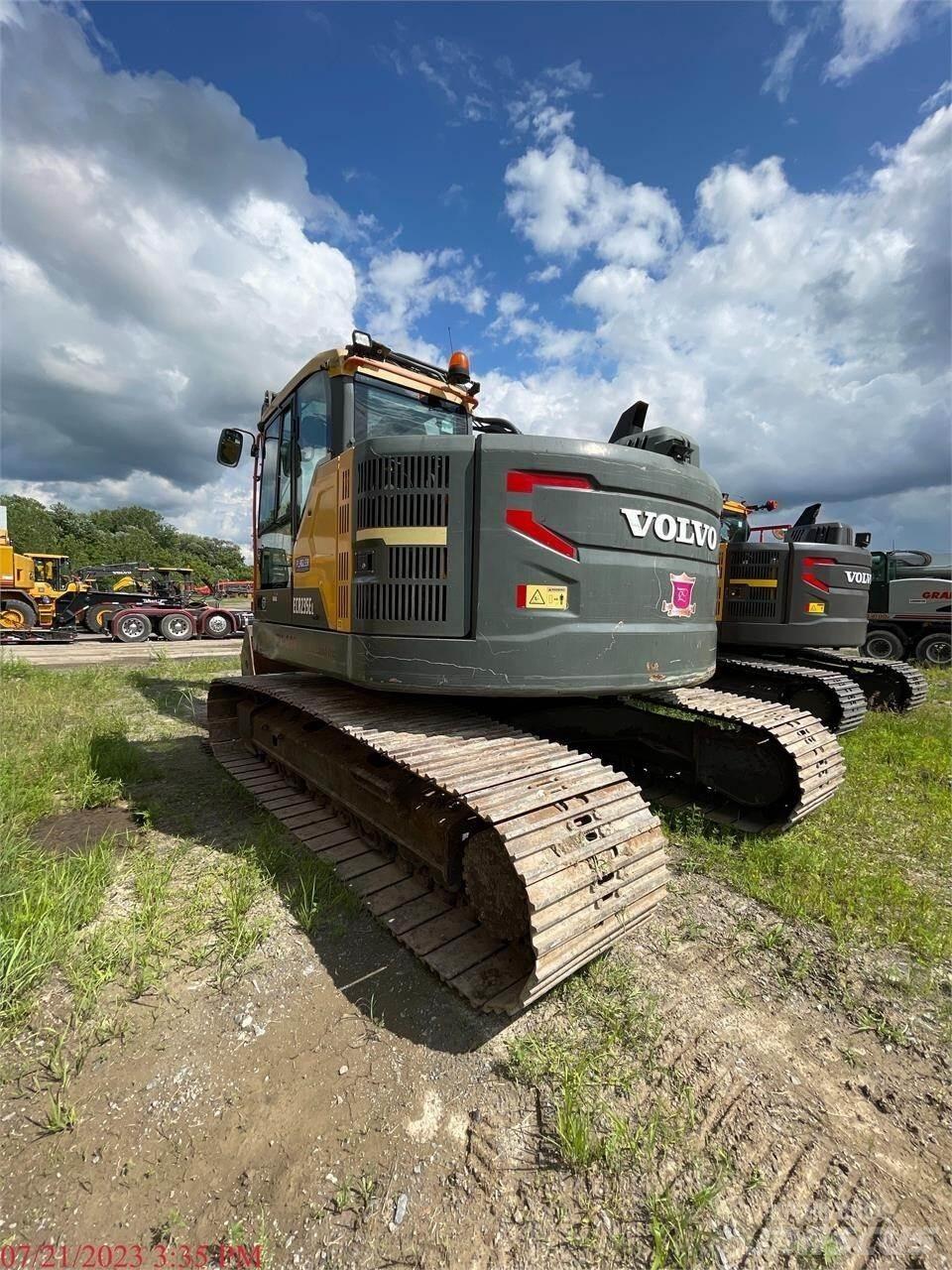 Volvo ECR235EL Excavatoare pe șenile

