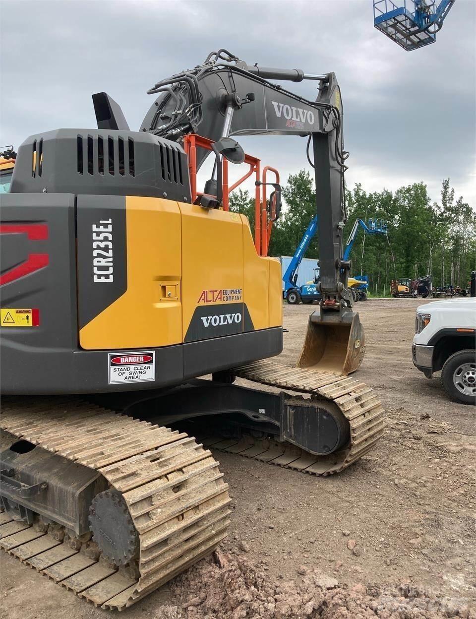 Volvo ECR235EL Excavatoare pe șenile
