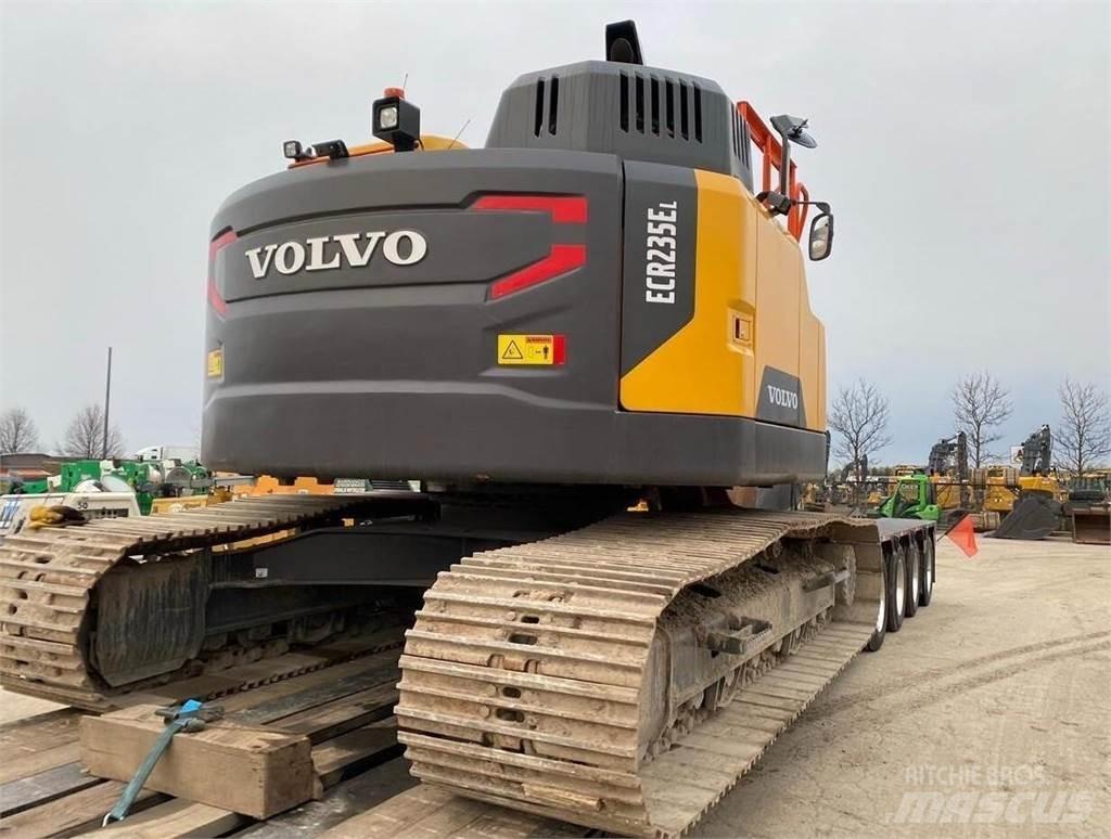 Volvo ECR235EL Excavatoare pe șenile
