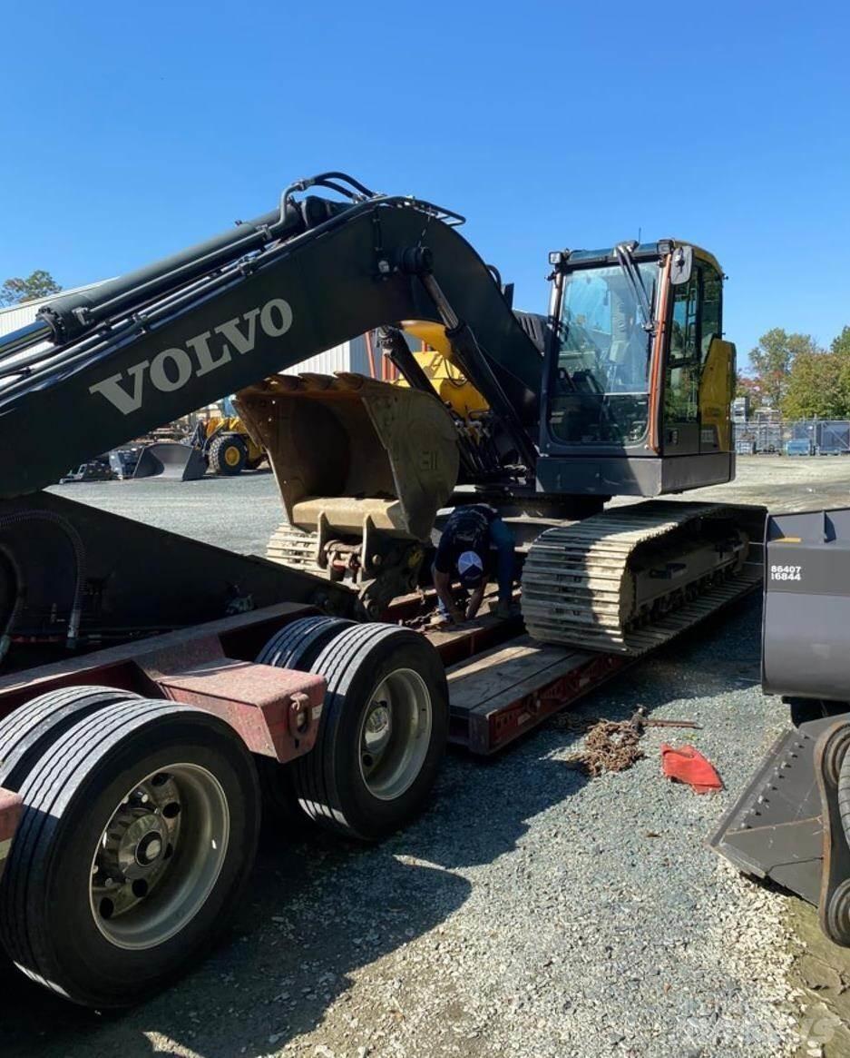 Volvo ECR235EL Excavatoare pe șenile
