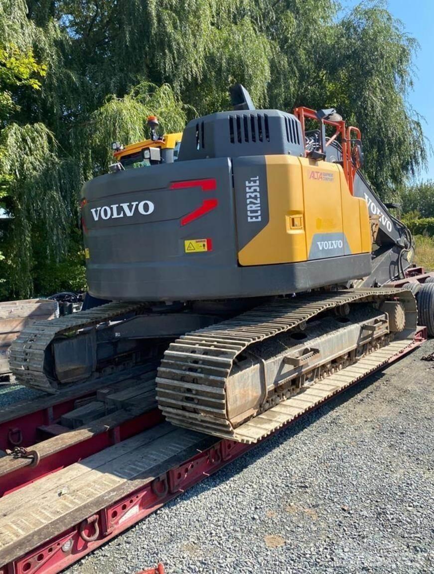 Volvo ECR235EL Excavatoare pe șenile
