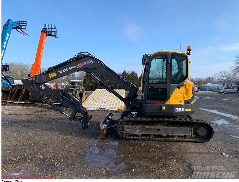Volvo ECR88D Excavatoare pe șenile
