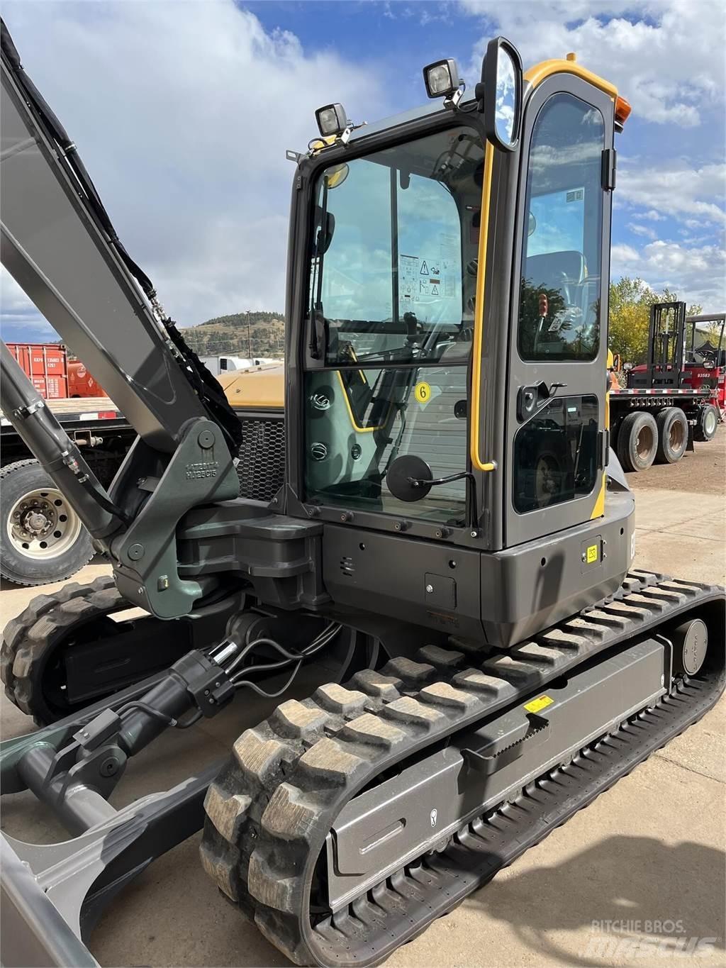 Volvo ECR88D Excavatoare pe șenile
