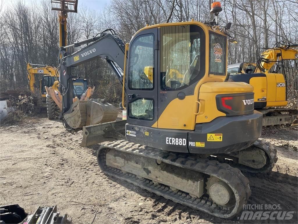 Volvo ECR88D Excavatoare pe șenile
