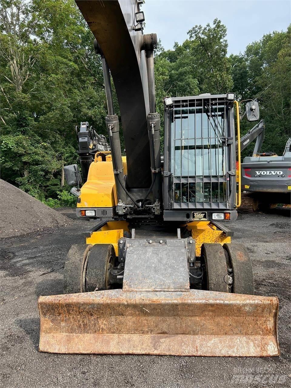 Volvo EW210D Excavatoare cu roti