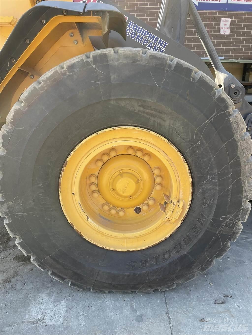 Volvo L110H Incarcator pe pneuri