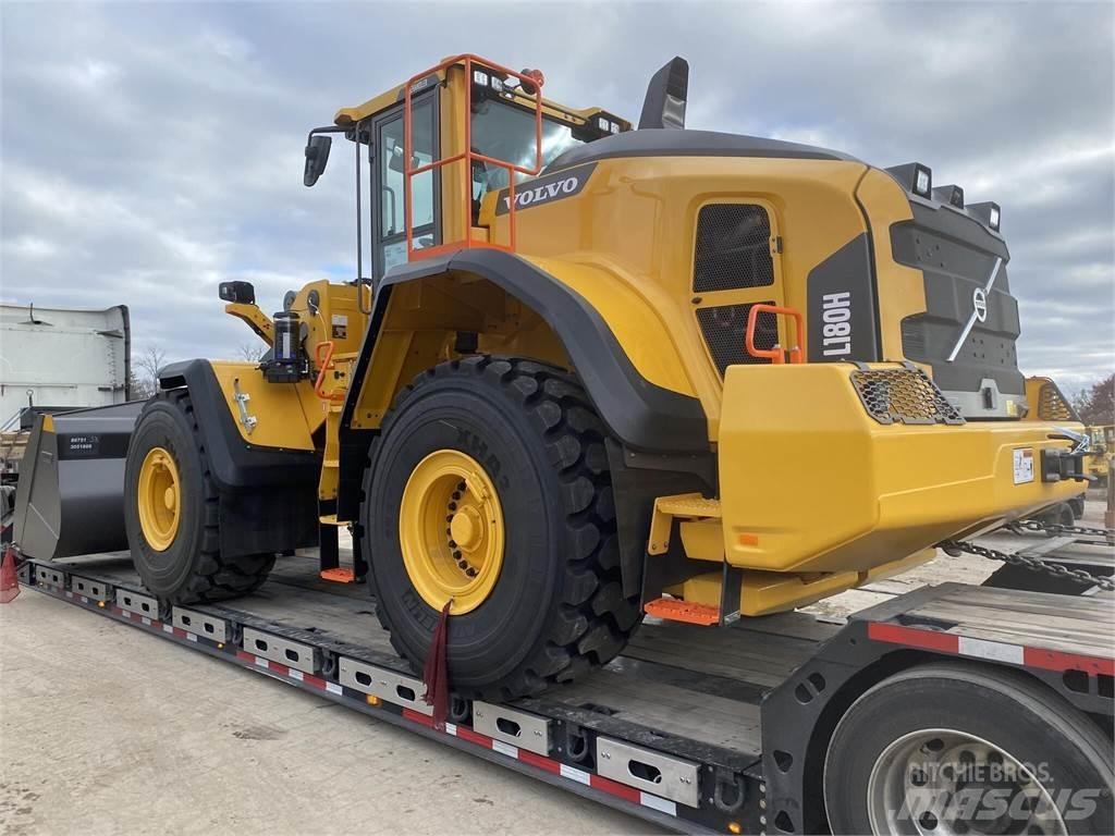 Volvo L180H Incarcator pe pneuri