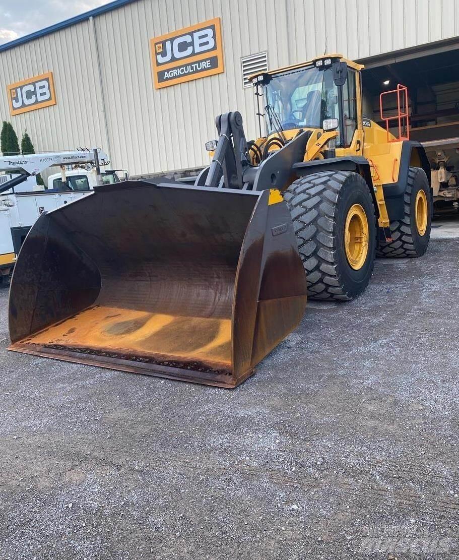 Volvo L220H Incarcator pe pneuri