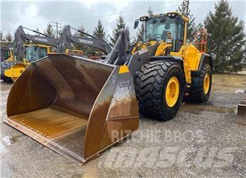 Volvo L220H Incarcator pe pneuri