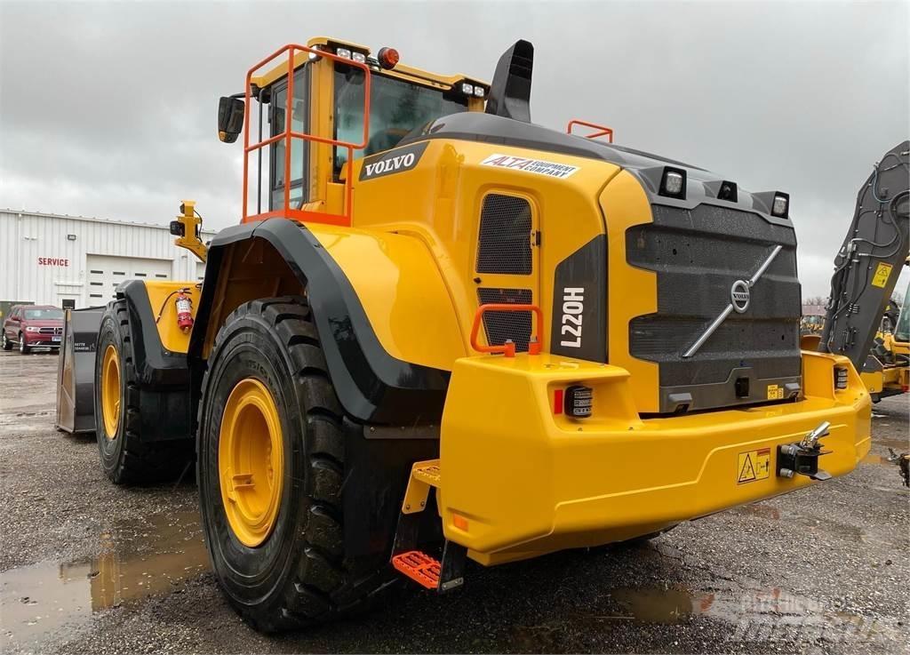 Volvo L220H Incarcator pe pneuri
