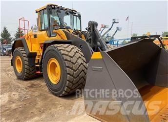 Volvo L220H Incarcator pe pneuri