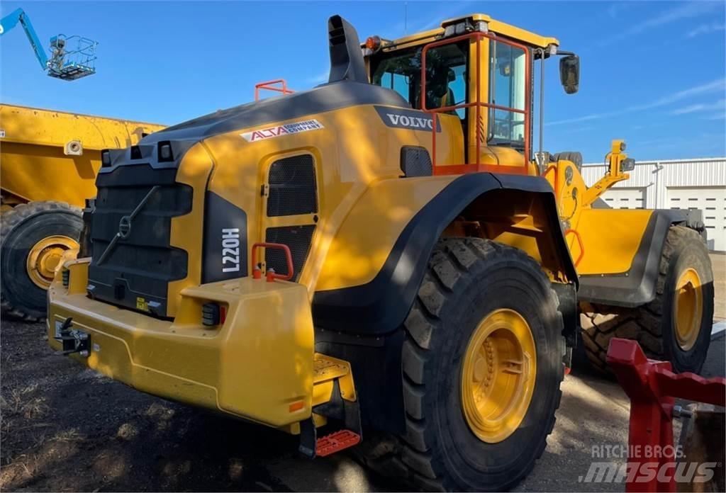 Volvo L220H Incarcator pe pneuri