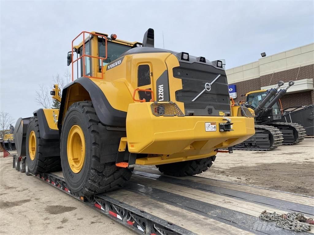 Volvo L220H Incarcator pe pneuri