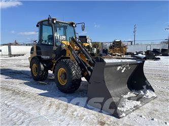 Volvo L25 ELECTRIC Incarcator pe pneuri