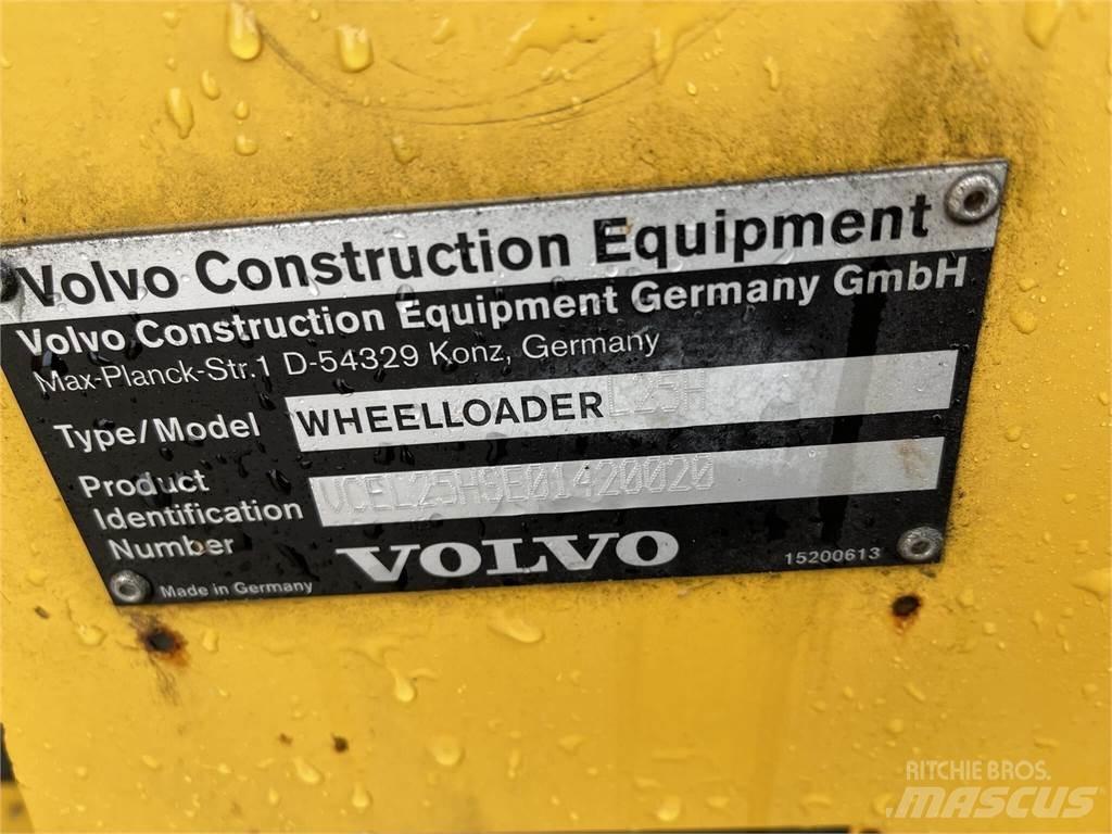 Volvo L25H Incarcator pe pneuri