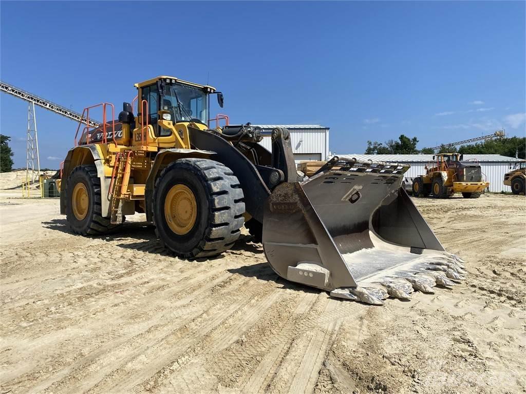 Volvo L350H Incarcator pe pneuri