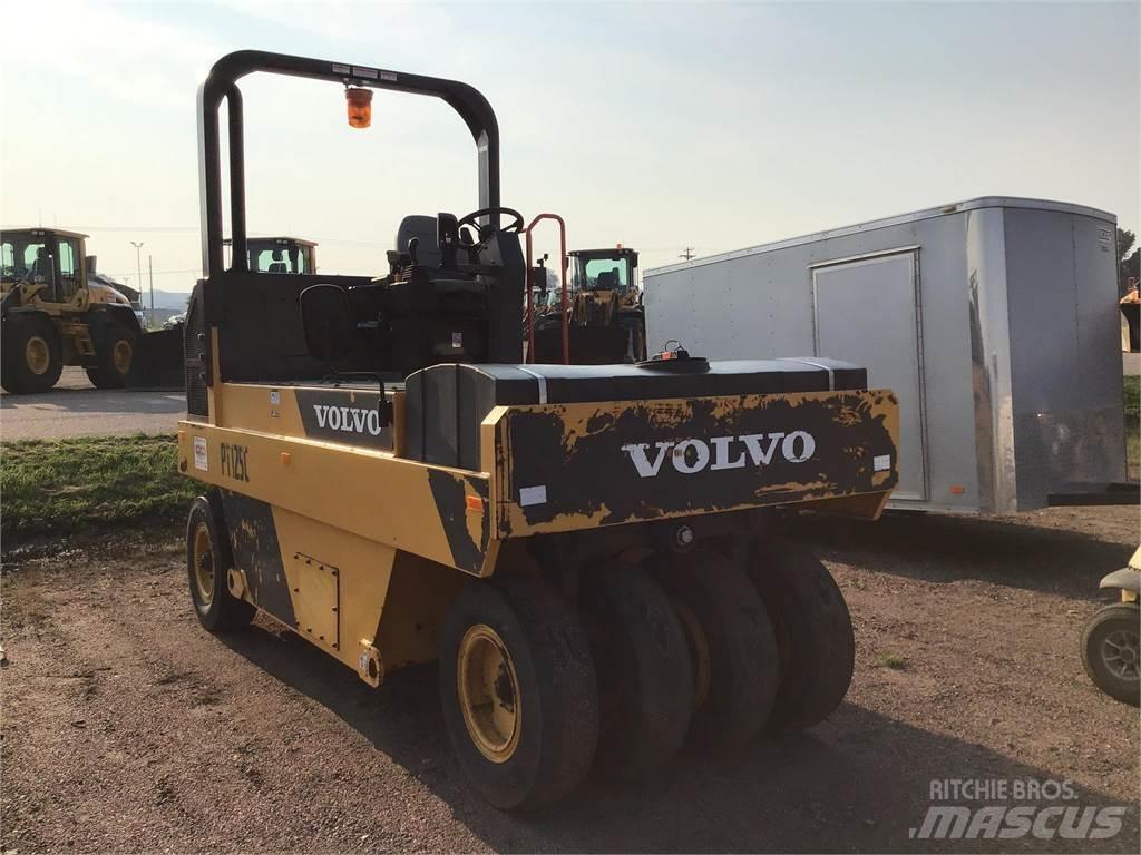 Volvo PT125C Cilindri compactori cu roti