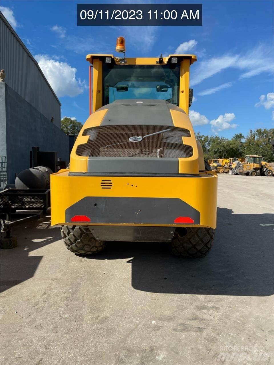 Volvo SD115B Cilindri compactori dubli
