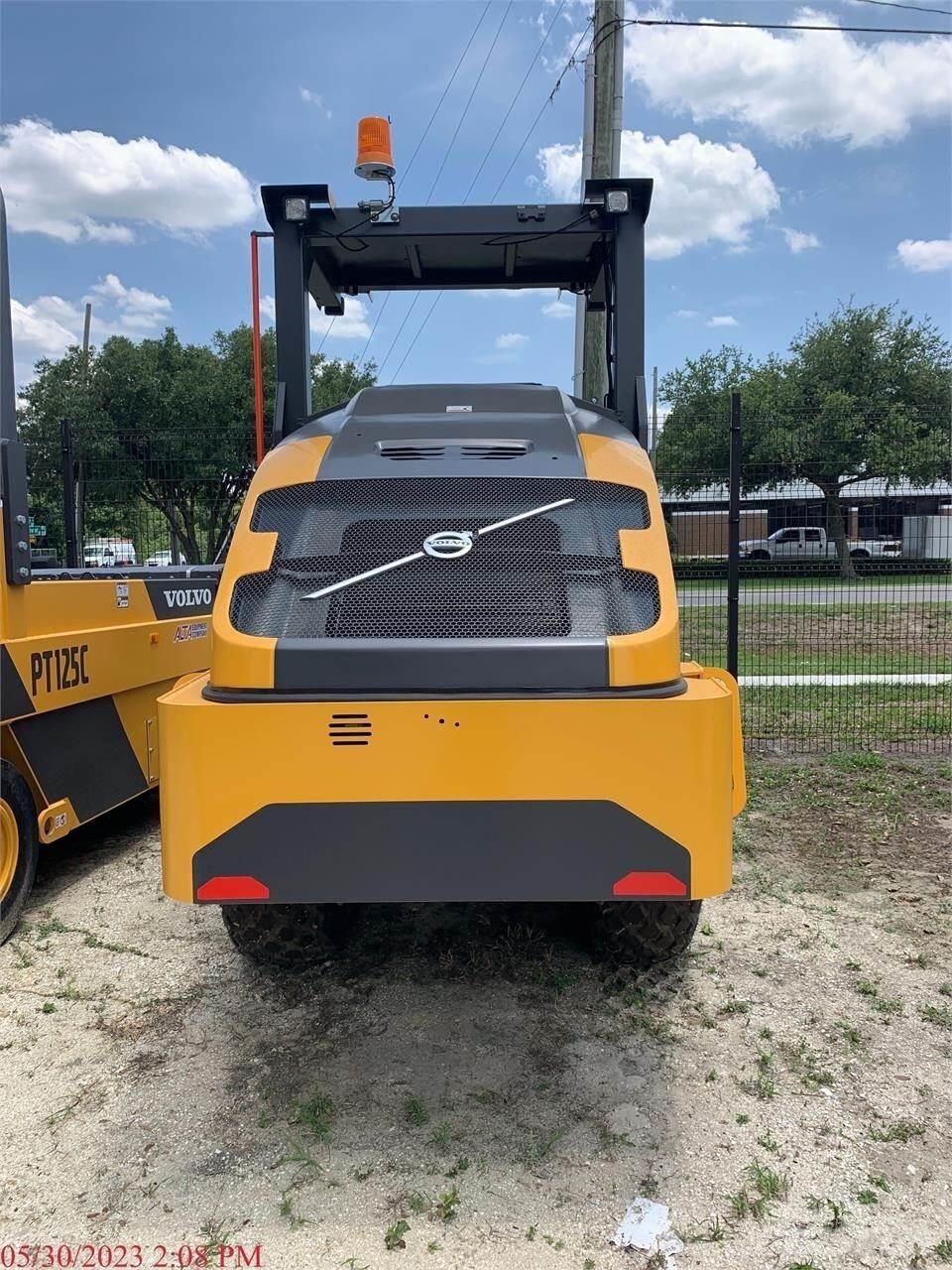 Volvo SD75B Cilindri compactori dubli
