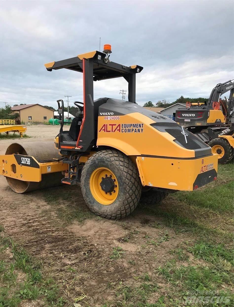 Volvo SD75B Cilindri compactori dubli