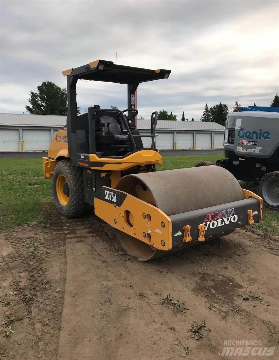 Volvo SD75B Cilindri compactori dubli
