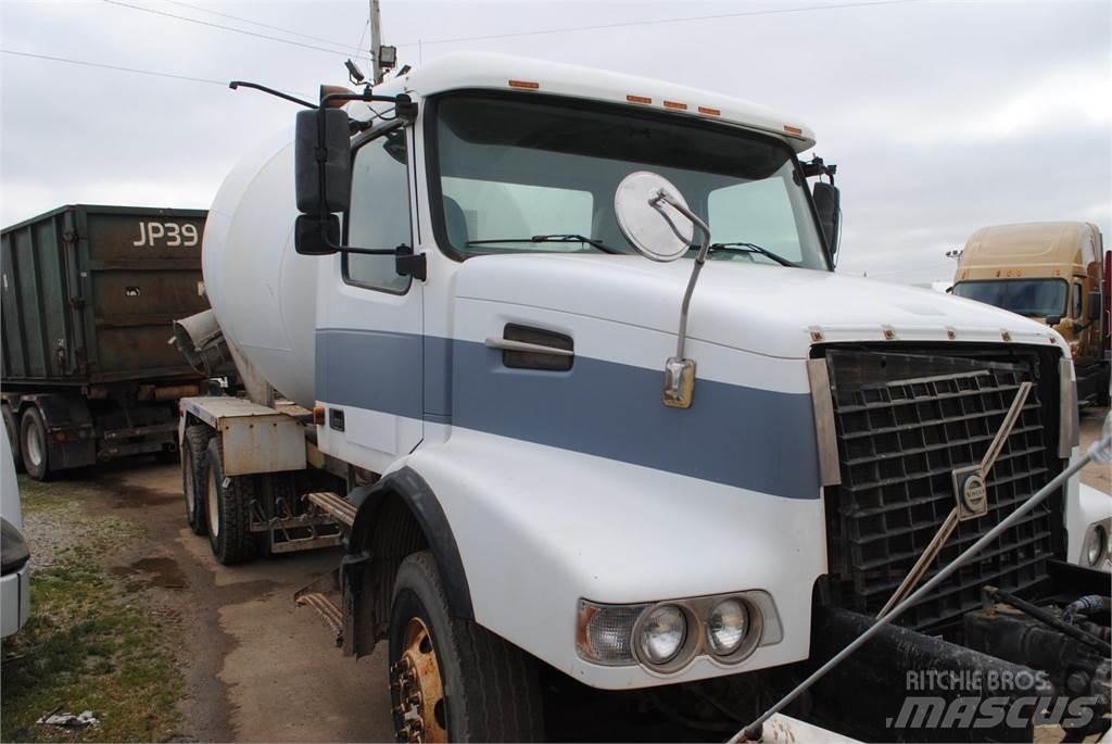 Volvo VHD64B200 Betoniera