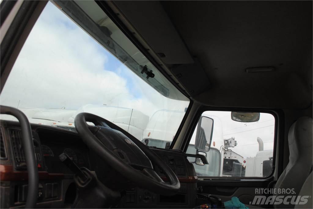 Volvo VHD64B200 Betoniera