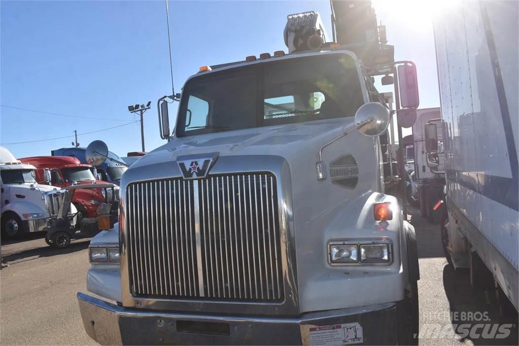Western Star 4900 Camioane cu macara