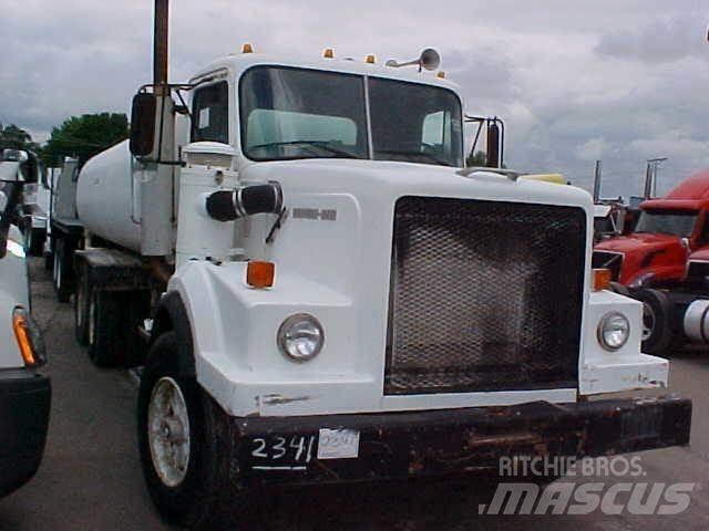 Western Star 6964F Cisterne