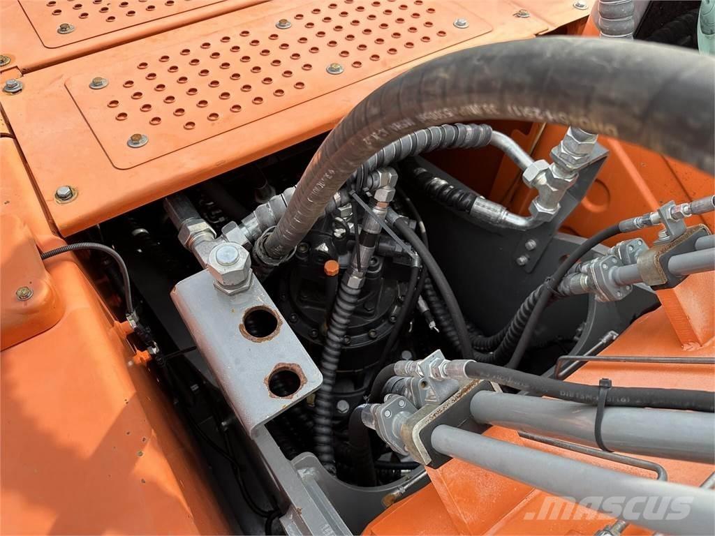 XCMG XE210CU Excavatoare pe șenile
