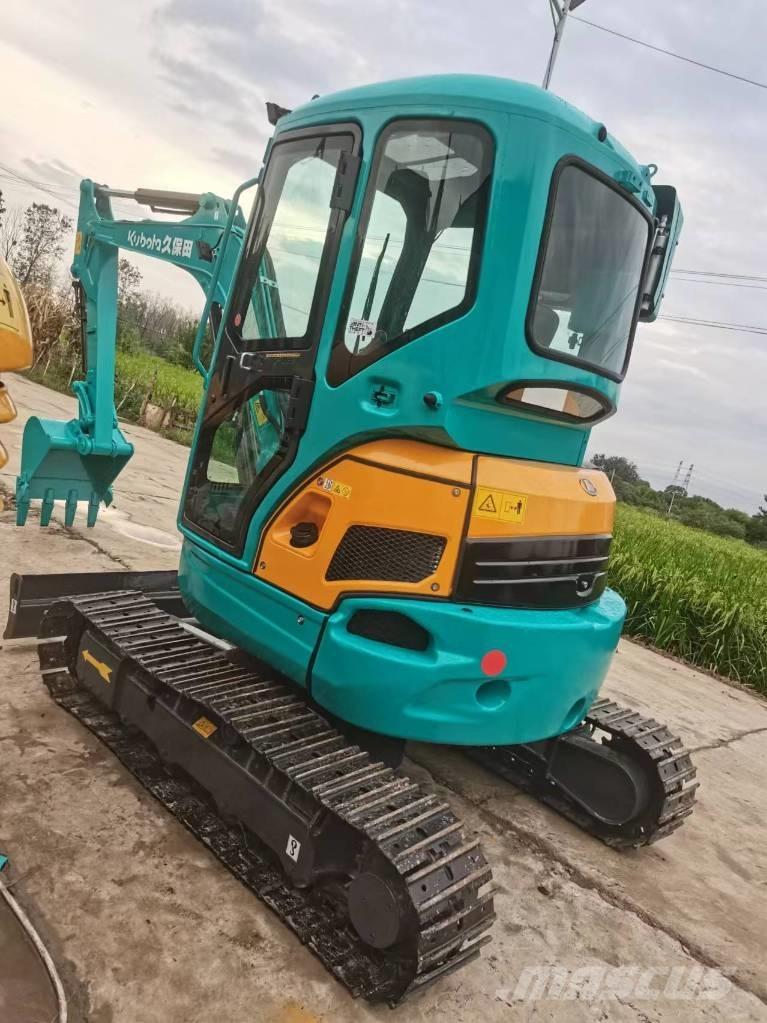 Kubota KX 135 Excavatoare pe șenile
