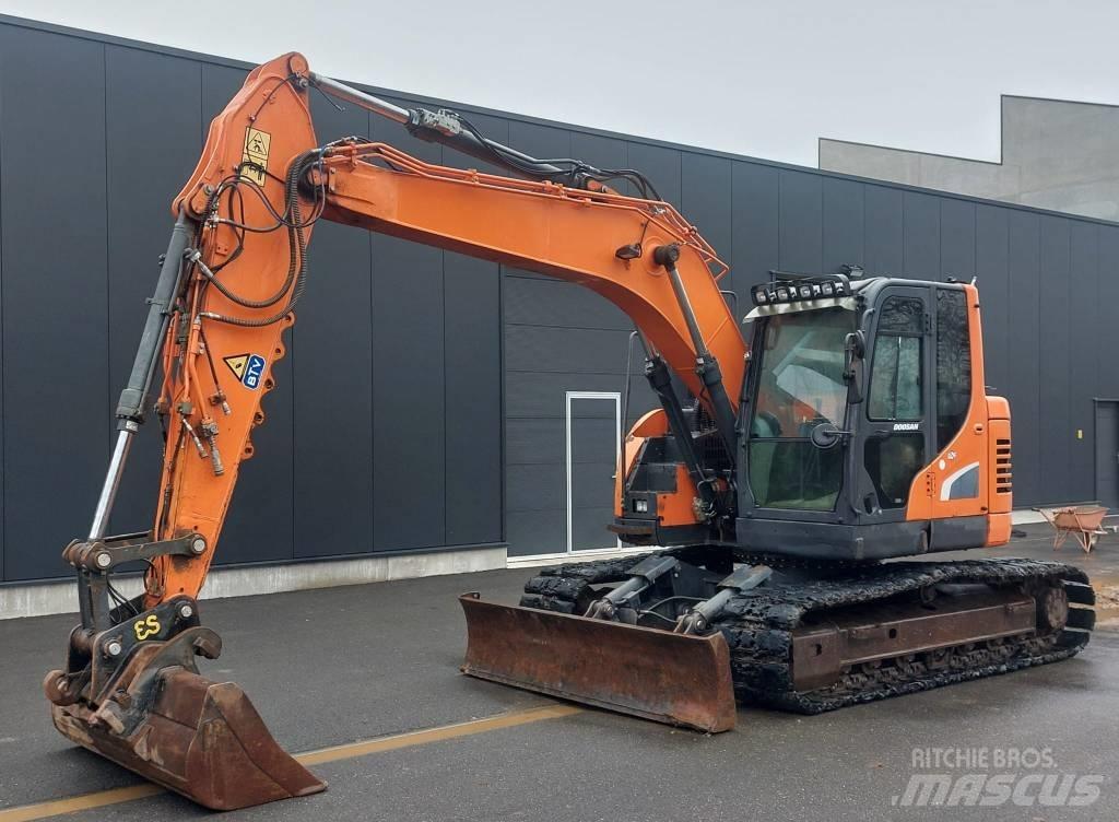 Doosan DX140 LCR-5 Excavatoare pe șenile
