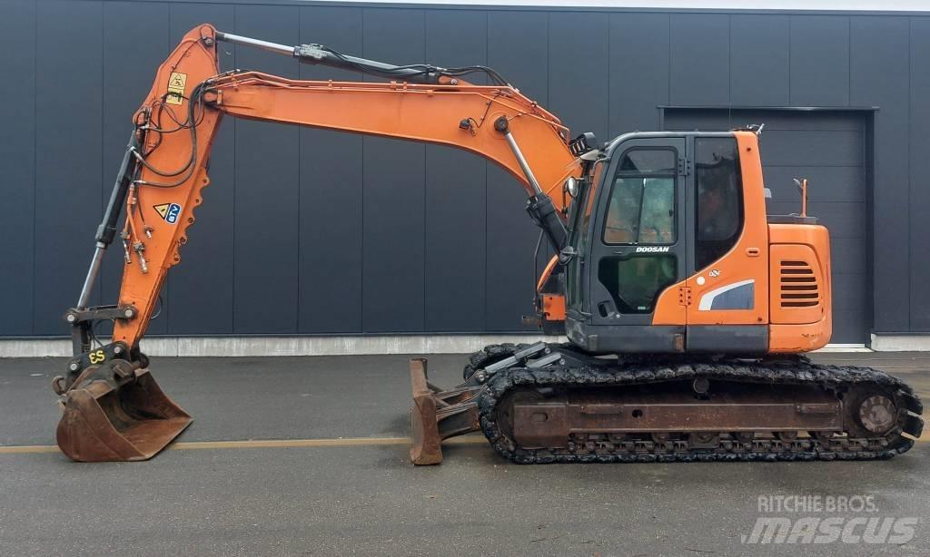 Doosan DX140 LCR-5 Excavatoare pe șenile
