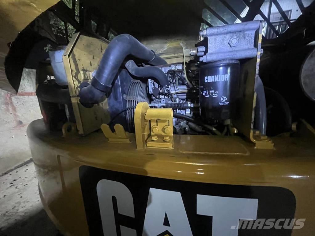 CAT 307 D Excavatoare pe șenile
