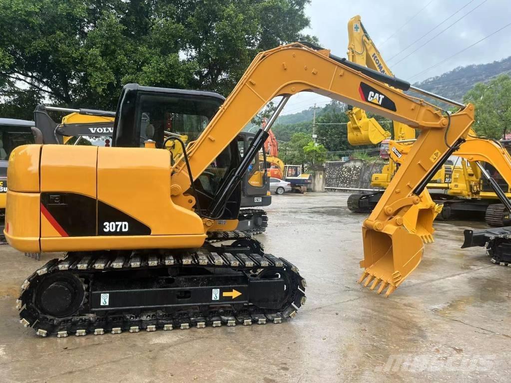 CAT 307 D Excavatoare pe șenile
