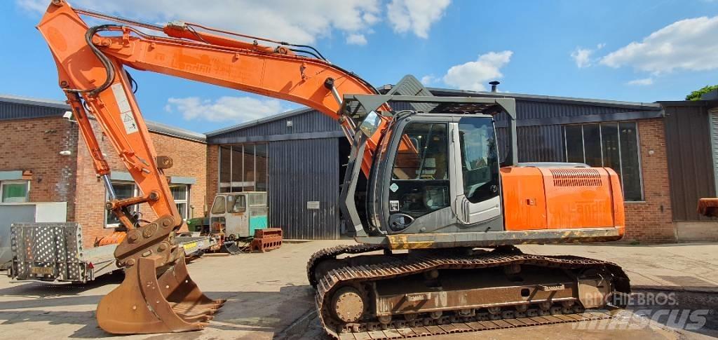 Hitachi ZX 210 LC-3 Excavatoare pe șenile
