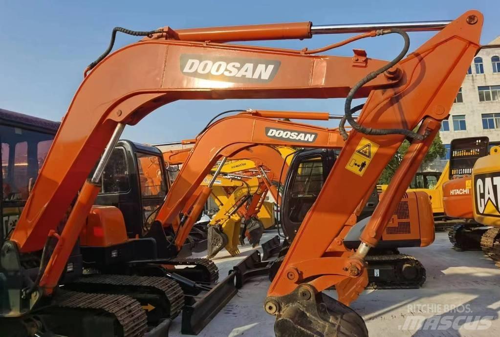 Doosan DH55 Excavatoare pe șenile
