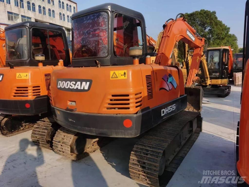 Doosan DH55 Excavatoare pe șenile
