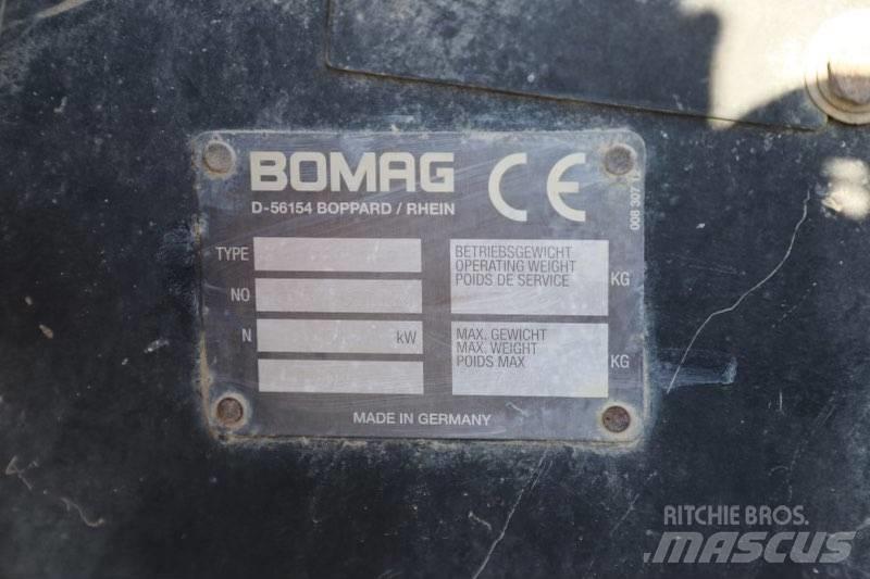Bomag BW 225 D-3 Cilindri compactori dubli