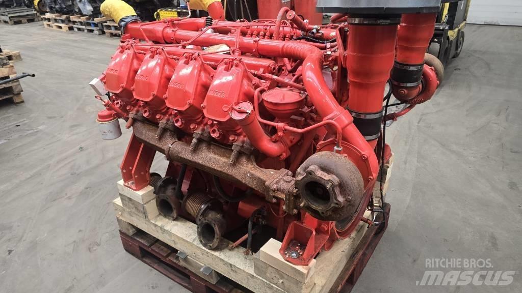 Iveco 8281 SRI V8 Motoare