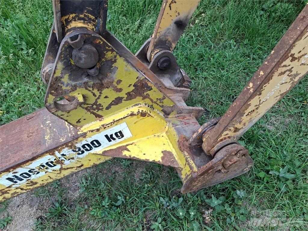 ZTS UN 053.2 4X4 Utilaje construcții - Altele
