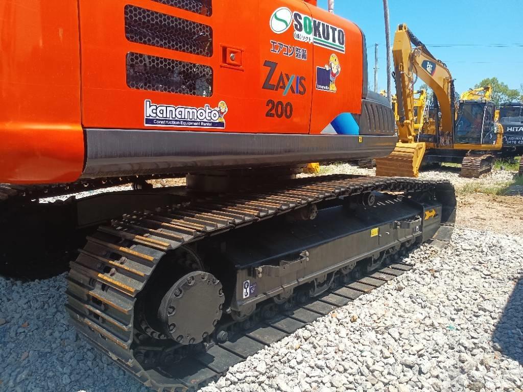 Hitachi ZX 200 Excavatoare pe șenile
