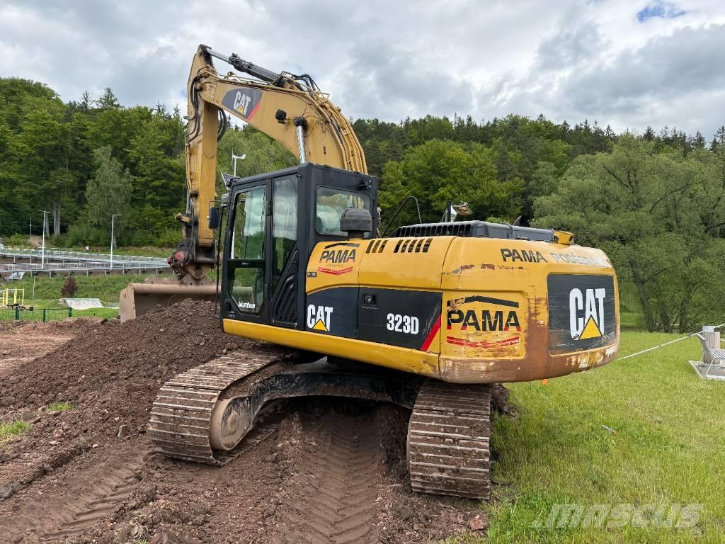 CAT 323 D L Excavatoare pe șenile
