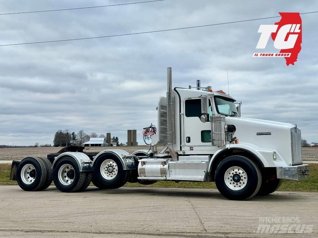 Kenworth T800 Autotractoare