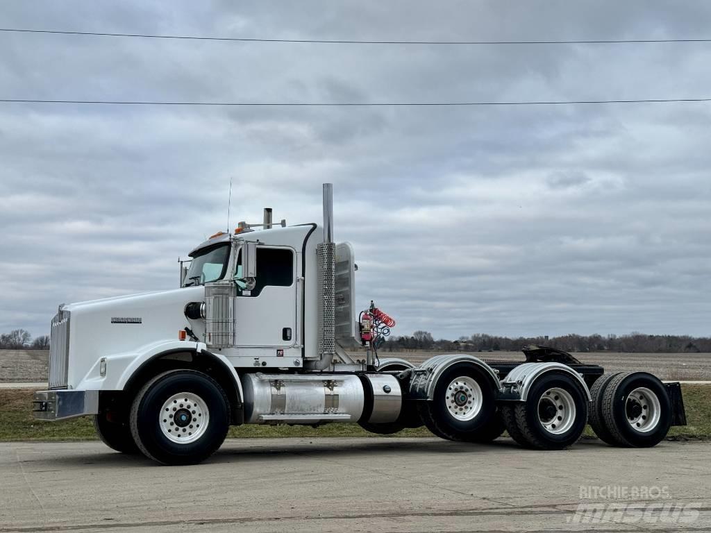 Kenworth T800 Autotractoare