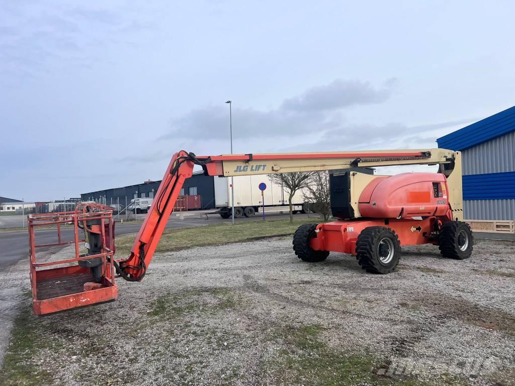 JLG 800 AJ Nacele cu brat articulat