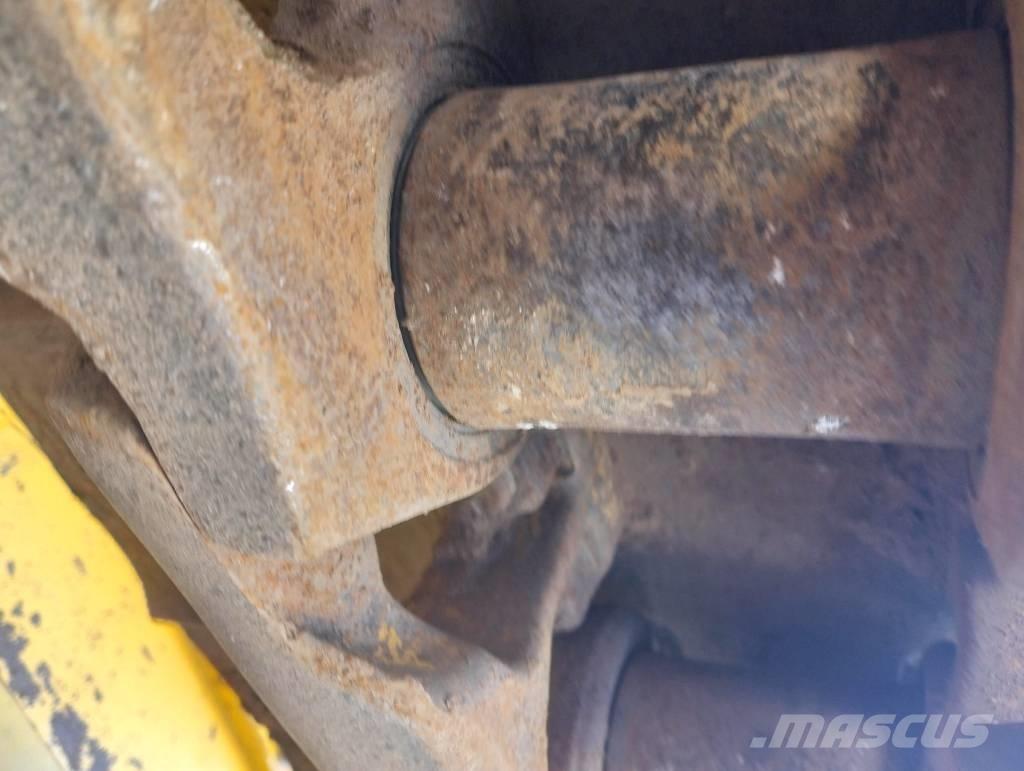 Komatsu D61PX-24EO Buldozere pe senile