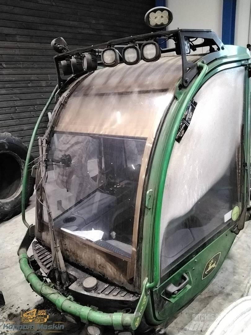 John Deere 1470g Cabine si interior